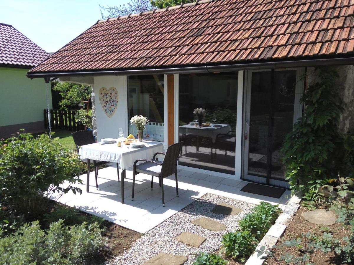 Tiny House With A Big Heart Villa Postojna Eksteriør billede